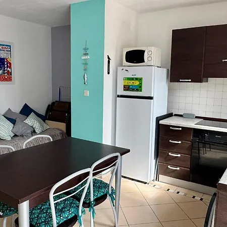 Apartamento Joli En Corse Avec Piscine Belgodère